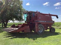 1981 Case IH 1480 Axial Flow 2WD Combine 