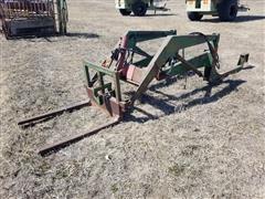 Farmhand Loader 