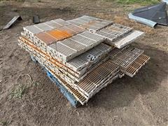 Farrowing Flooring Crates 