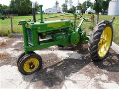 1938 John Deere B 2WD Tractor 