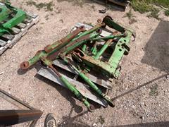 items/2383d92bb945ee11a81c00224890d91b/johndeere3pointarmsquickhitch_2848ce91ba39490e9c3d1c9059a9f472.jpg