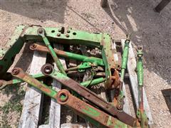 items/2383d92bb945ee11a81c00224890d91b/johndeere3pointarmsquickhitch_6657b71e87e840e785ad3e28e707b016.jpg