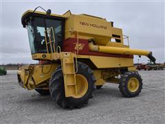 1993 New Holland TR86 4WD Combine 