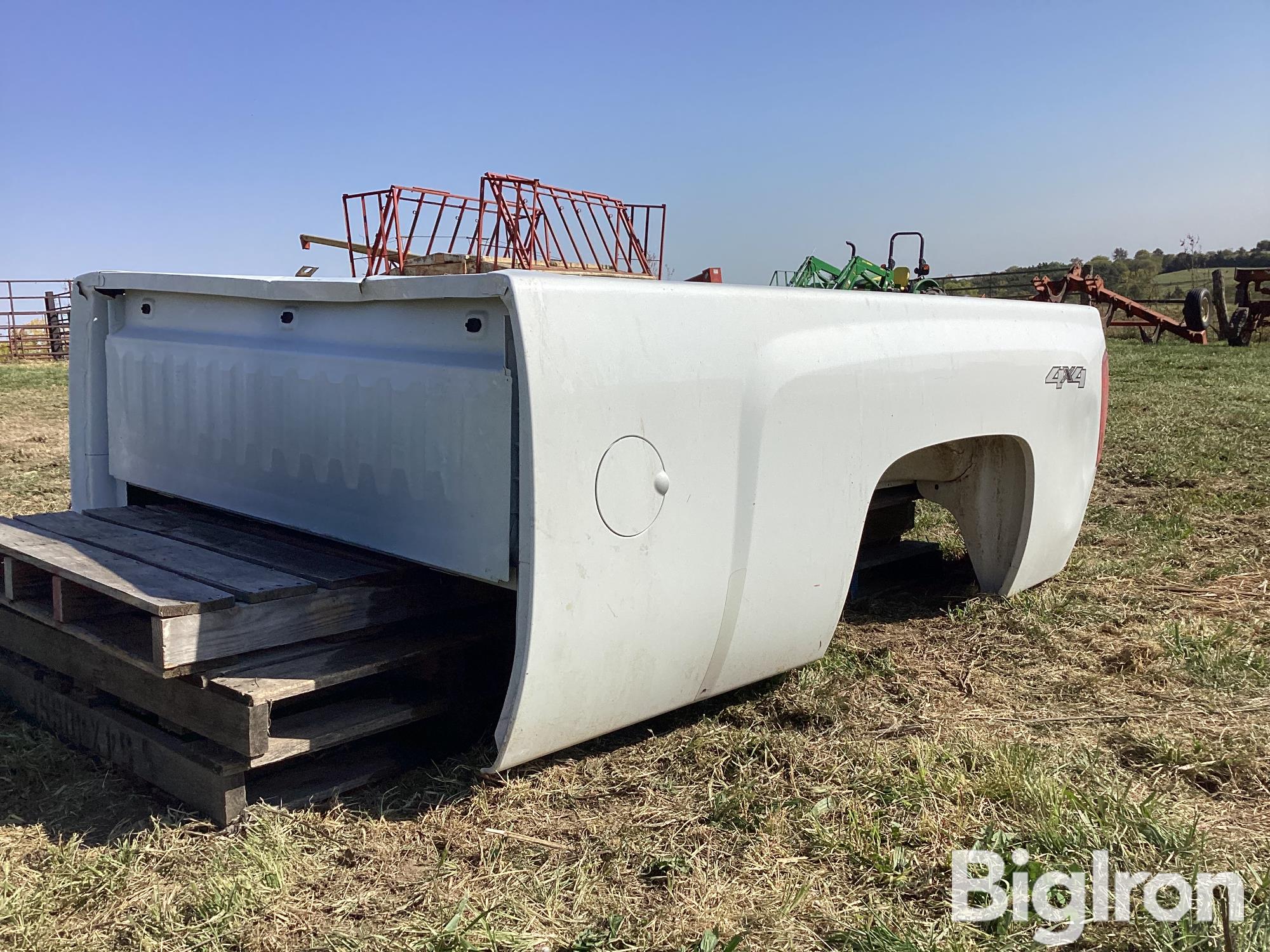 2008 Chevrolet Truck Bed & Other Parts 