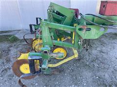 items/23b2f9011ed243d4a7479e64a14d77db/johndeere725frontmountcultivator-2_2c40ffd233504c7b8f78c62fd196ad49.jpg