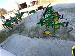 items/23b2f9011ed243d4a7479e64a14d77db/johndeere725frontmountcultivator-2_4c5b5e139c734a0083cf69c740411fbb.jpg