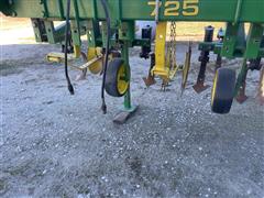 items/23b2f9011ed243d4a7479e64a14d77db/johndeere725frontmountcultivator-2_562a2db9847c42b19436e6f0ef52770d.jpg