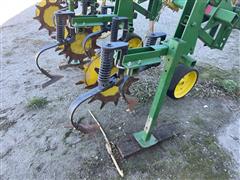 items/23b2f9011ed243d4a7479e64a14d77db/johndeere725frontmountcultivator-2_fb9f3ac979714c82bf2c4576a2fd4715.jpg