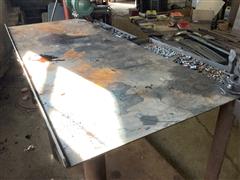 Welding Table W/Grinder 