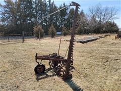 items/2407abca3ab5ec11bea100155d423d41/international7sicklemower-7_1030bbc870604bcc95b6a2e98055a7d2.jpg