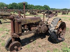 John Deere B 2WD Tractor 