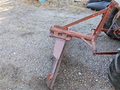 items/24bed3267377ef11a4e60022488ec0a9/1951ford8n2wdtractorwloaderblade_2de95961259a48c98d75f089252361b5.jpg