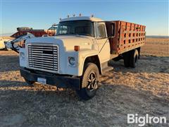 1975 International 1700 S/A Grain Truck 