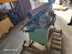 items/2515bb332c82ee11a81c00224890f82c/industrialmetalbandsaw-3_973464e2aa3f4b49a4379cc79be471fa.jpg