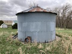 grainbin-53_a937fb2b7cba480da7791b831c9ad4a6.jpg