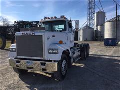 1990 Mack Superliner RW613 T/A Day Cab Truck Tractor 