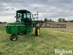 2000 John Deere 6700 Self-Propelled Sprayer 