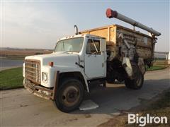 1985 International S1600 S/A Feed Mixer Truck 