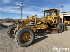 Caterpillar 12 Motor Grader 