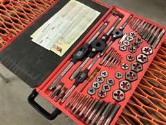 Vermont American Tap & Die Set 