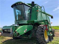 1993 John Deere 9500 2WD Combine 