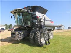 2012 Gleaner S67 Super Six 2WD Combine 