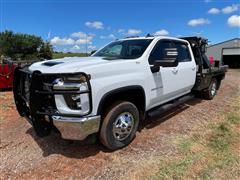 2021 Chevrolet 3500 HD 4x4 Crew Cab Pickup W/DeWeze Bale Bed 