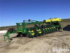 2018 John Deere 1775NT MaxEmerge 5 24R30 Planter 