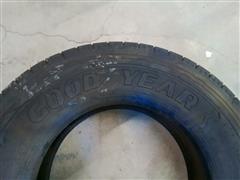 Goodyear G572 A LHD 11R24.5 Tire 