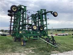 2004 John Deere 2210 Field Cultivator 