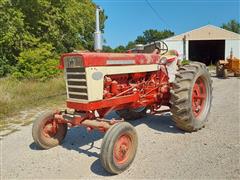 1959 International Farmall 560 2WD Tractor 