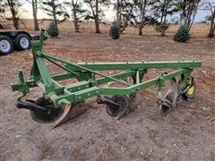 John Deere 125 3-Bottom Plow 