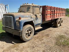 1978 International Loadstar 1700 T/A Grain Truck 