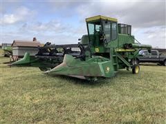 John Deere 3300 Combine W/213 Grain Platform 