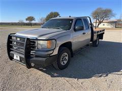 2009 GMC Sierra 3500 HD 4x4 Extended Cab Flatbed Pickup W/Bale Spike Bed 