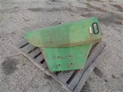 items/26f92f599289ee11a81c6045bd4a636e/johndeere40203020rearfendersqty2_192064b581074e4ab1d62d2ad4921e54.jpg