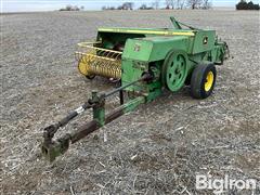 John Deere 346 Small Square Baler 