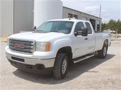 2012 GMC 2500 HD 4x4 Extended Cab Pickup 