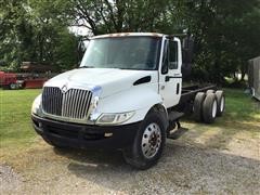 2008 International 4300 SBA T/A Cab & Chassis 