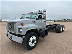 2002 Chevrolet C8500 T/A Cab & Chassis 