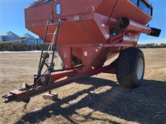 Brent GC772 750 Bushel Grain Cart 