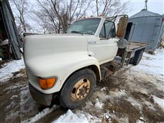 1996 Ford F800 S/A Flatbed Truck 