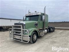 2020 Freightliner Coronado 122SD Tri/A Truck Tractor 