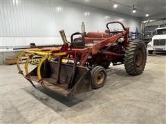 1962 Farmall 560 2WD Tractor W/Grapple Loader 