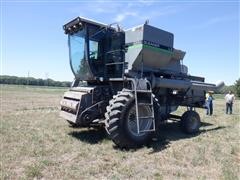 1986 Gleaner L3 Corn/Soybean Special 2WD Combine 