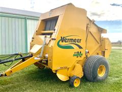 2010 Vermeer 605 Super M Round Baler 