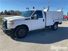 2015 Ford F250 XL Super Duty 2WD Service Truck 