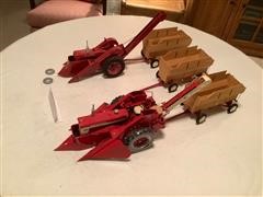 Farmall 1/16th Scale Toy Tractors With Corn Pickers & Wagons 