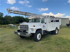 1991 Ford F800 S/A Service Rig 