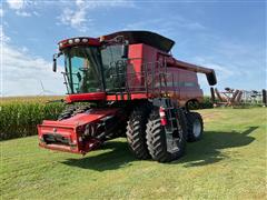 2009 Case IH 8120 AFS 2WD Combine 